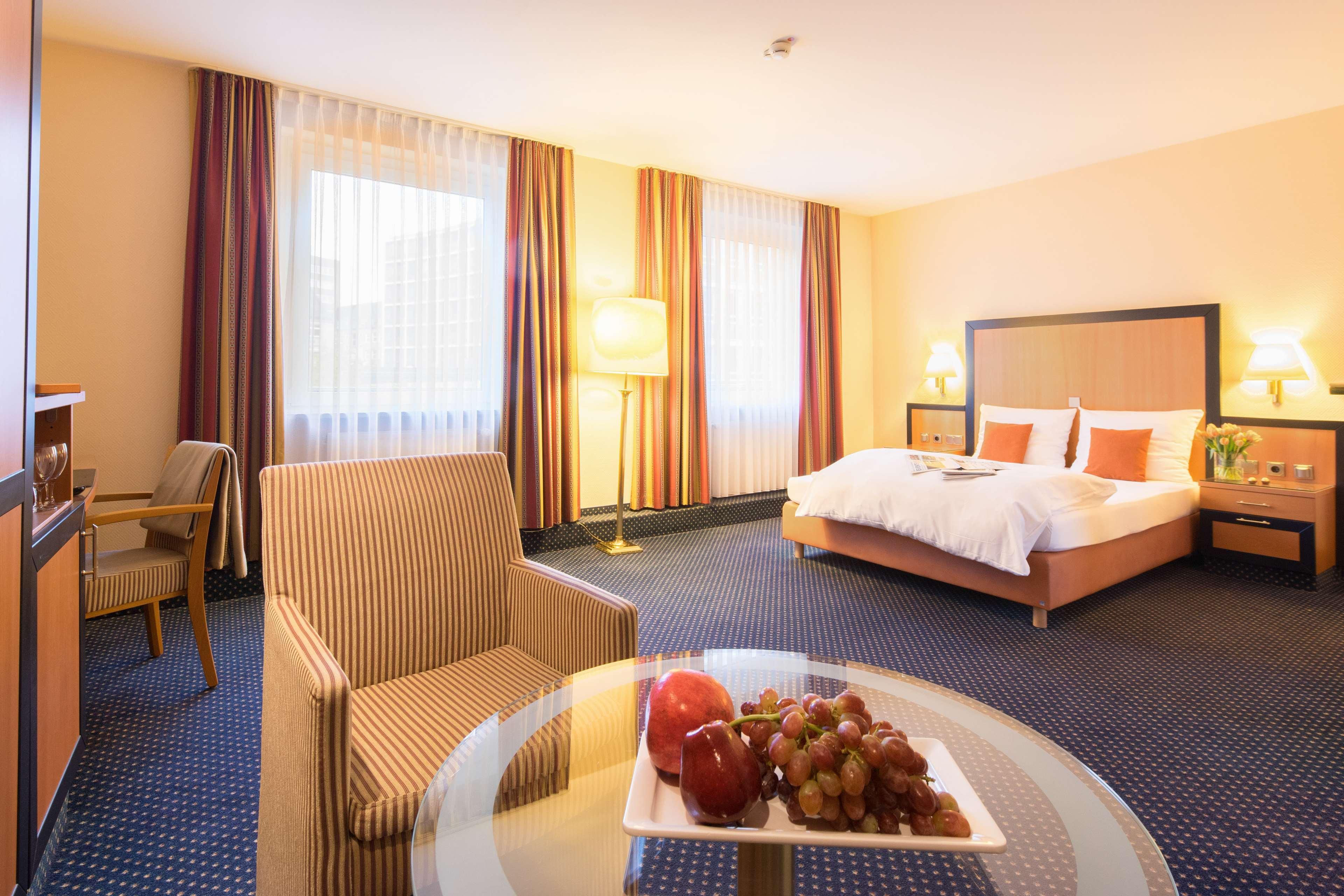 Hotel Essener Hof; Sure Collection By Western