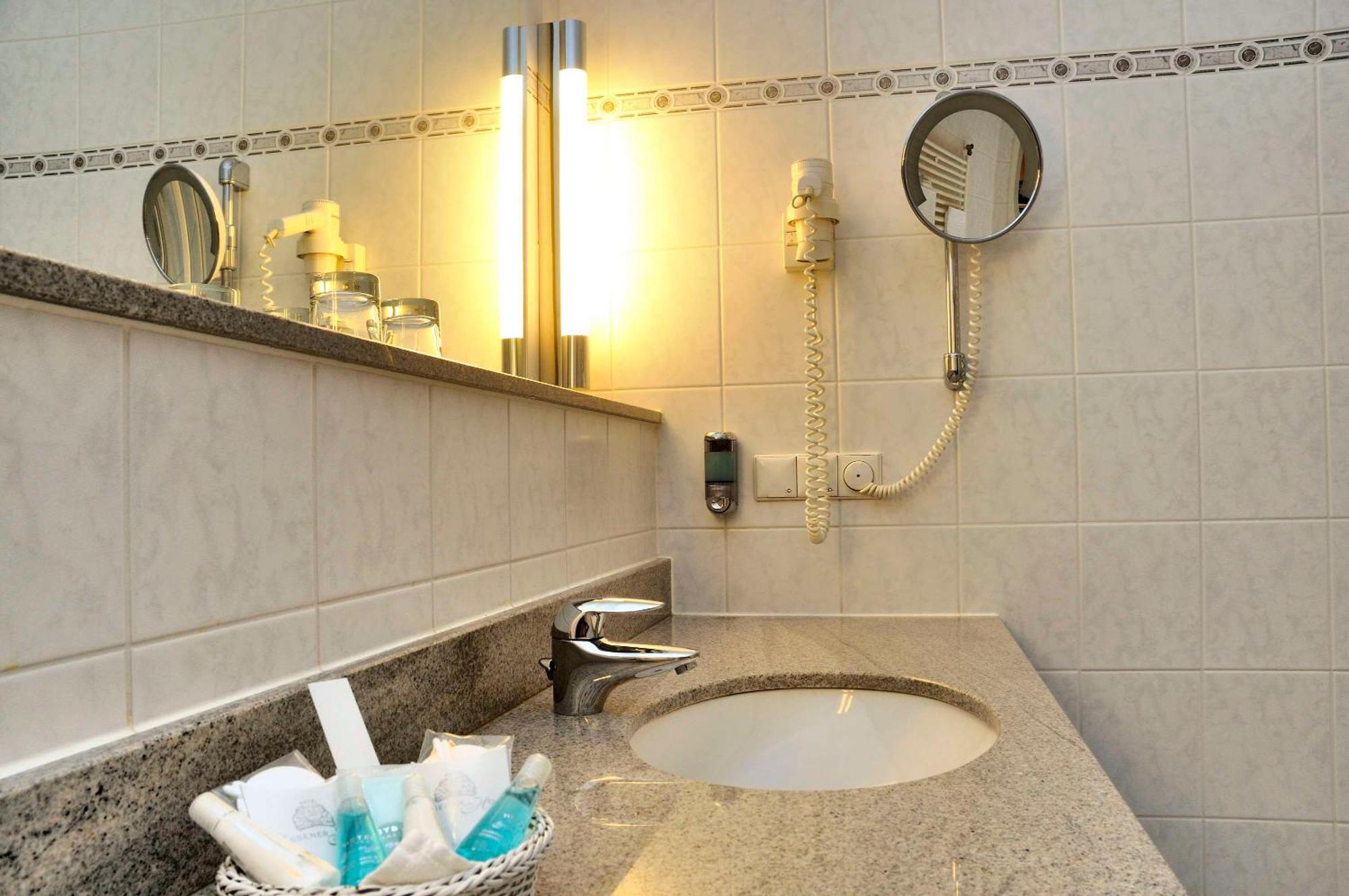 Essener Hof; Sure Collection By Western 4* Essen